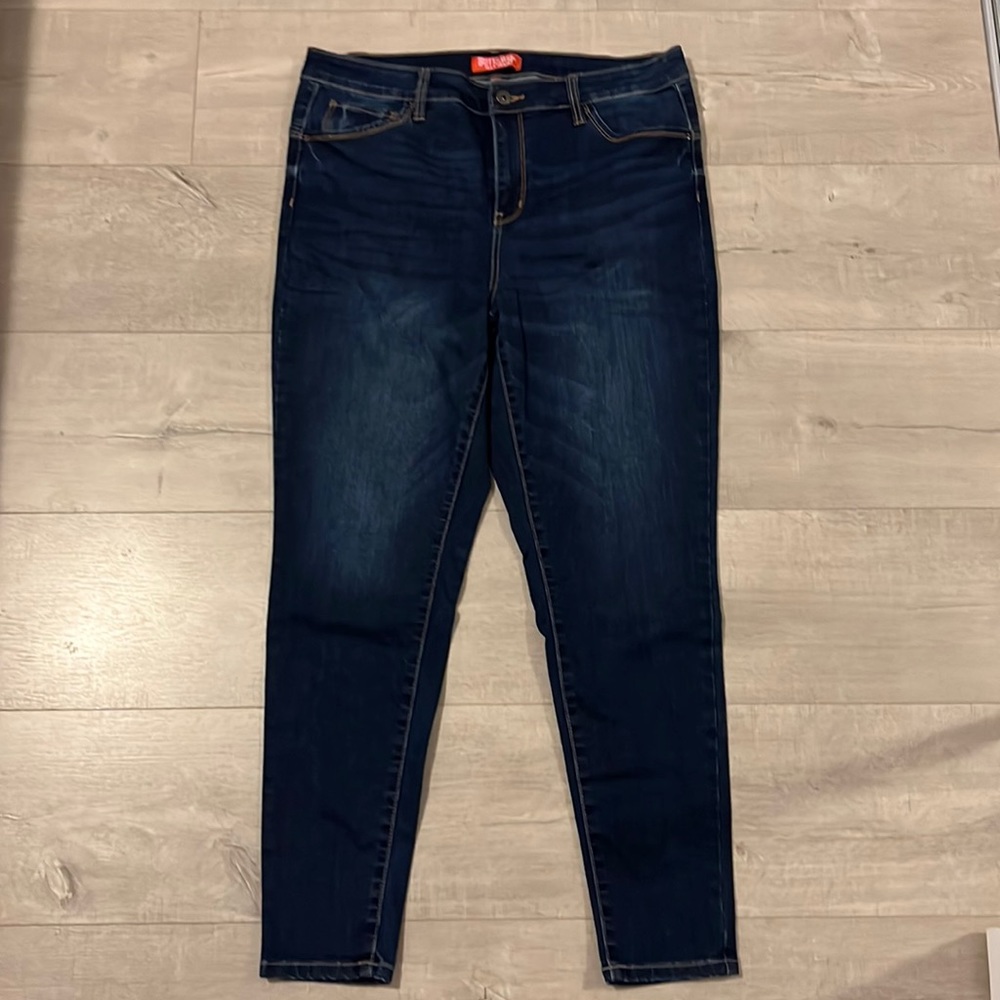 Blue skinny jeans